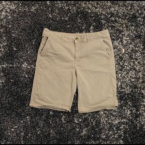 AE Bermuda shorts